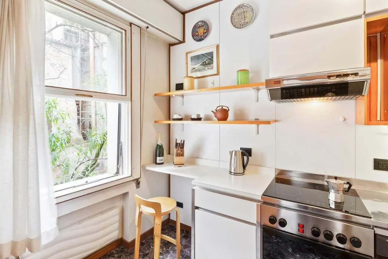 Venice Castello Elegant Apartment Italien