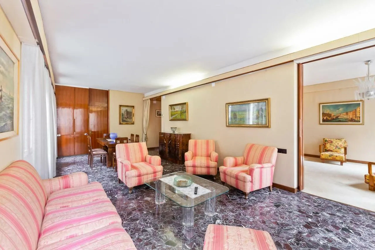 Venice Castello Elegant Apartment